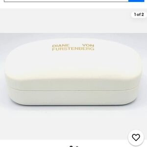 Diane Von Furstenberg Case For Sunglasses White‎ Ivory Length:7"
